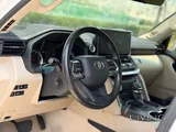 Toyota Land Cruiser VX-R 2023